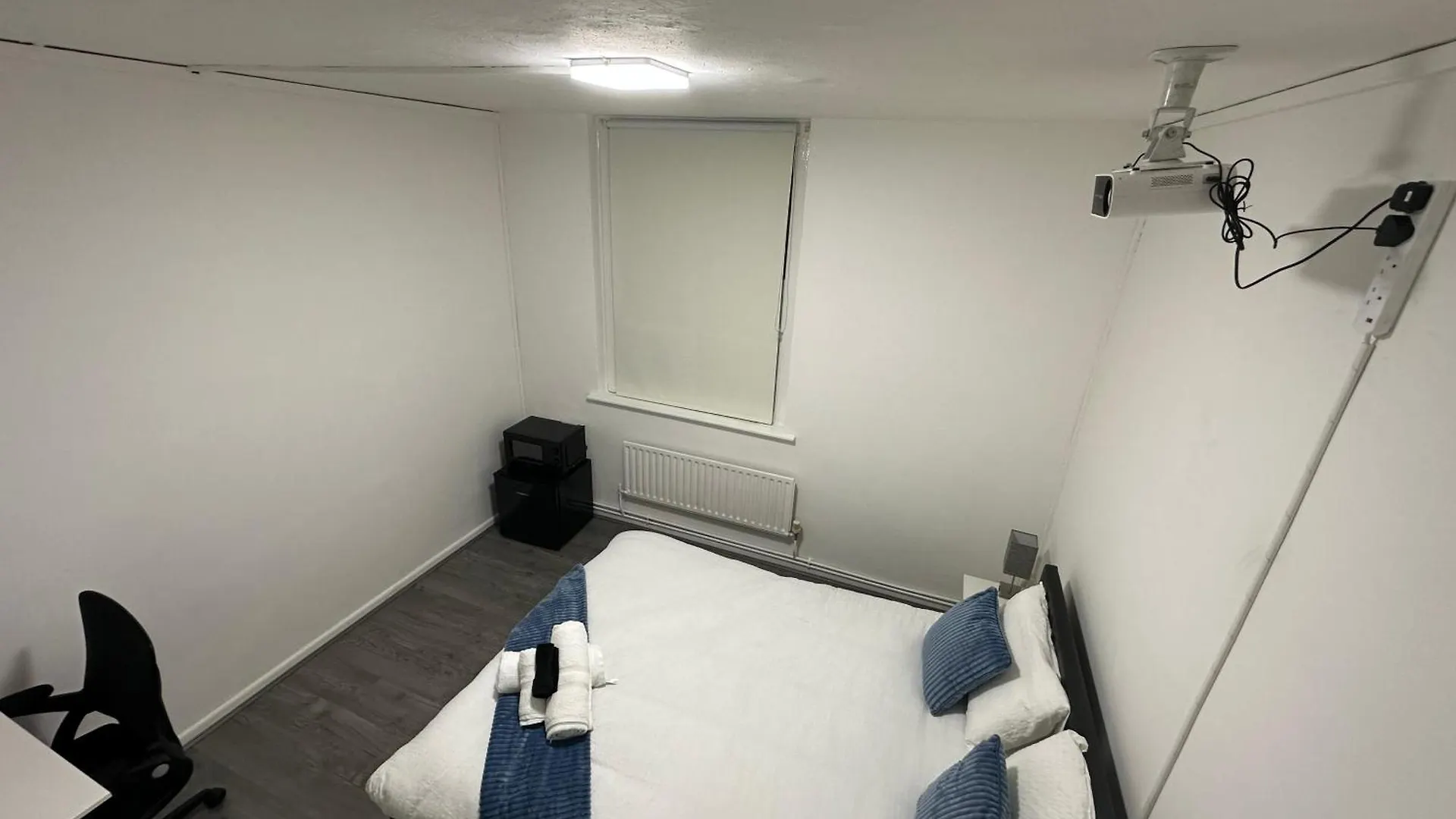 Apartment Unique Double Bedroom London